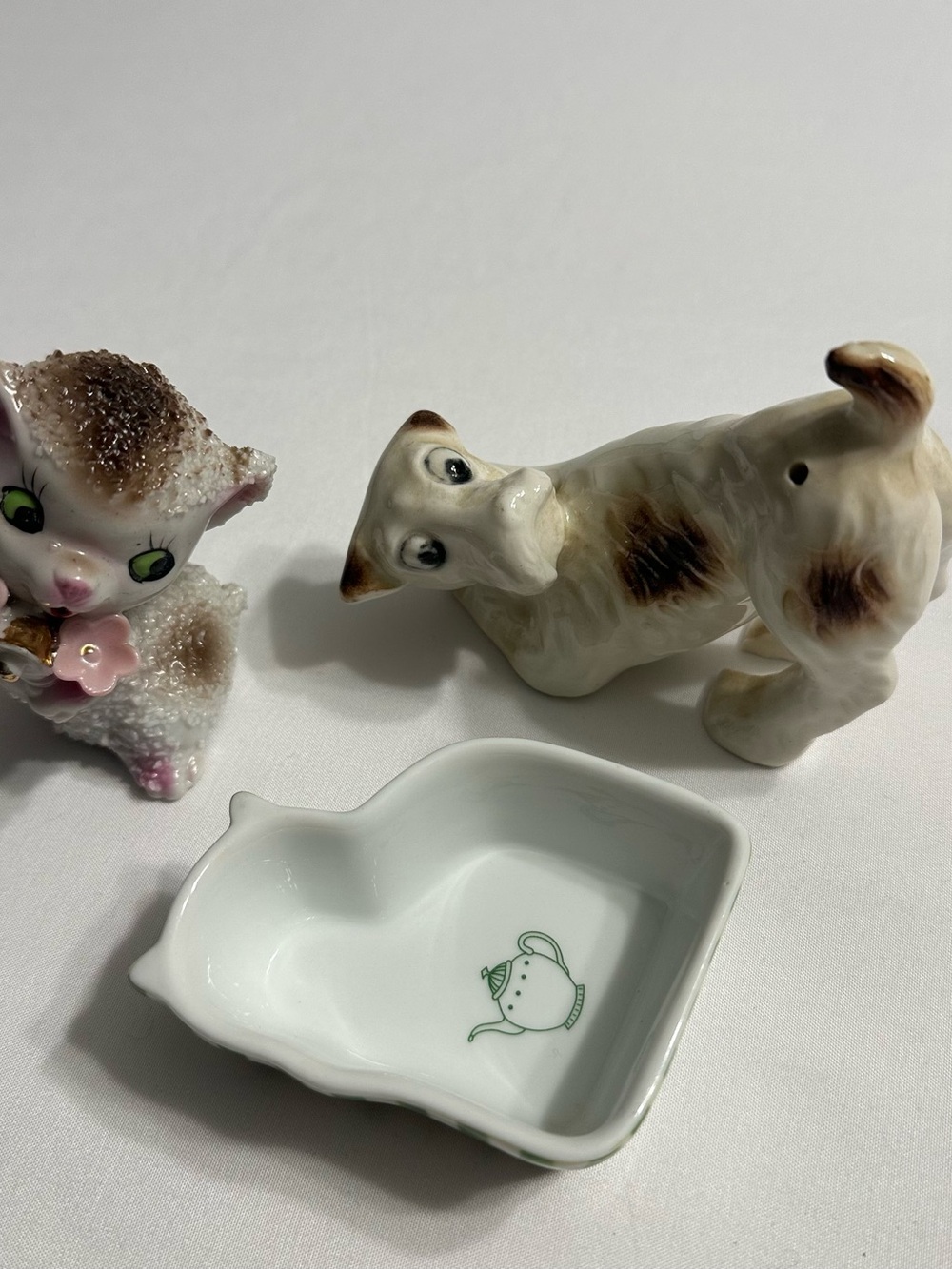 Cat and  ceramic dog figurine and small trinket dish
